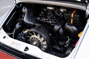 Porsche 911 Carrera RS 3.6 Touring 1992 года  (WW)
